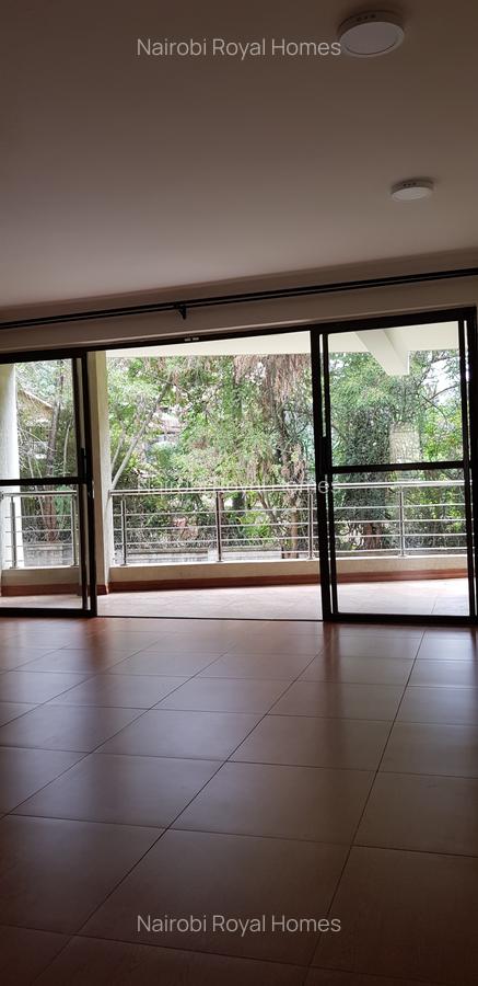 5 Bed Townhouse with En Suite at Convent Drive 66 - 9