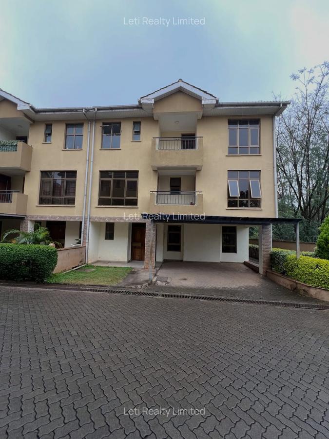 5 Bed Townhouse with En Suite in Lavington - 4