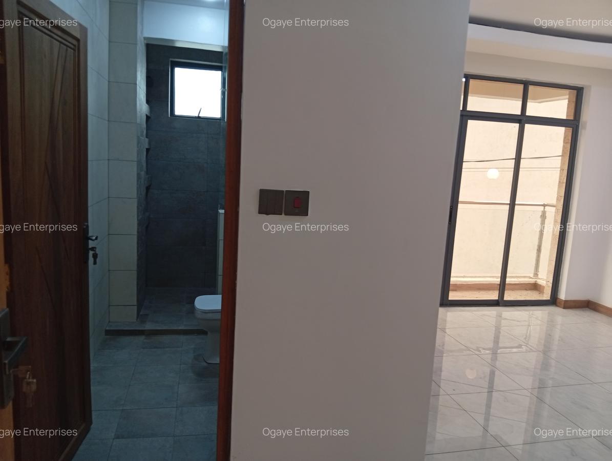 3 Bed Apartment with En Suite at Bombolulu - 10