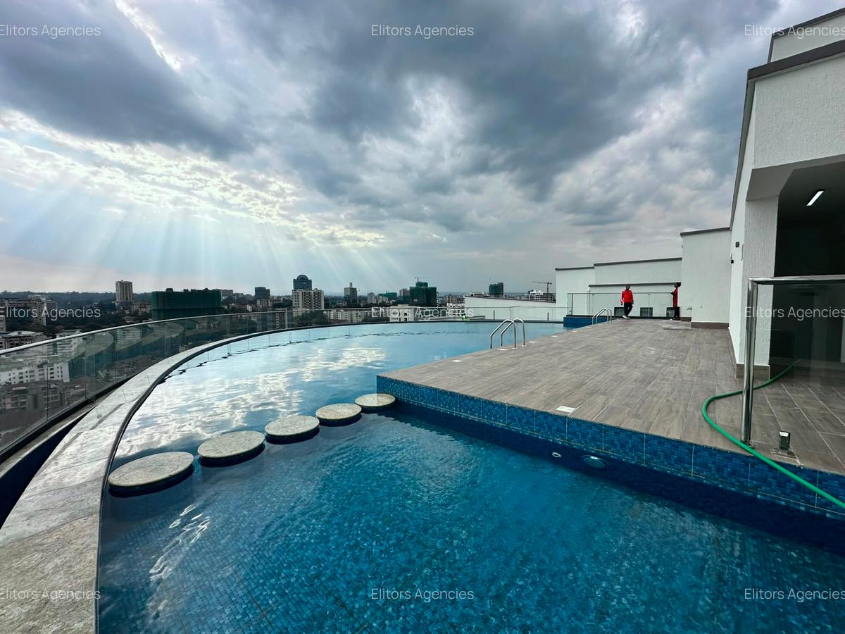 3 Bed Apartment with En Suite at Riverside Drive - 1