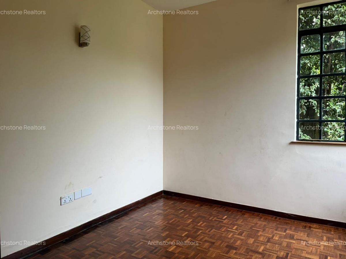 4 Bed Townhouse with En Suite in Kitisuru - 7