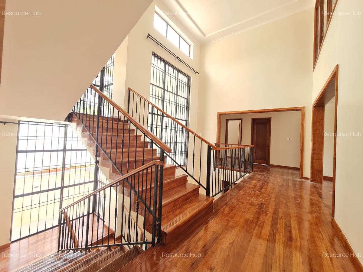 6 Bed House with En Suite at Loresho - 6
