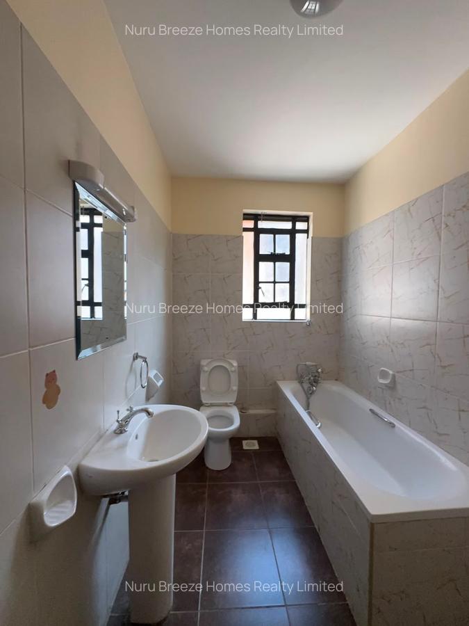 4 Bed Townhouse with En Suite in Lavington - 16