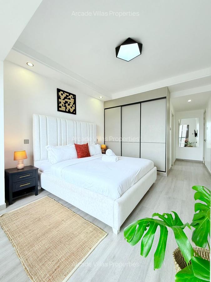 Serviced 3 Bed Apartment with En Suite in Kilimani - 16