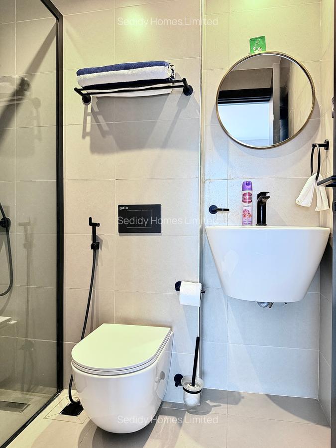 Serviced 2 Bed Apartment with En Suite in Westlands Area - 18