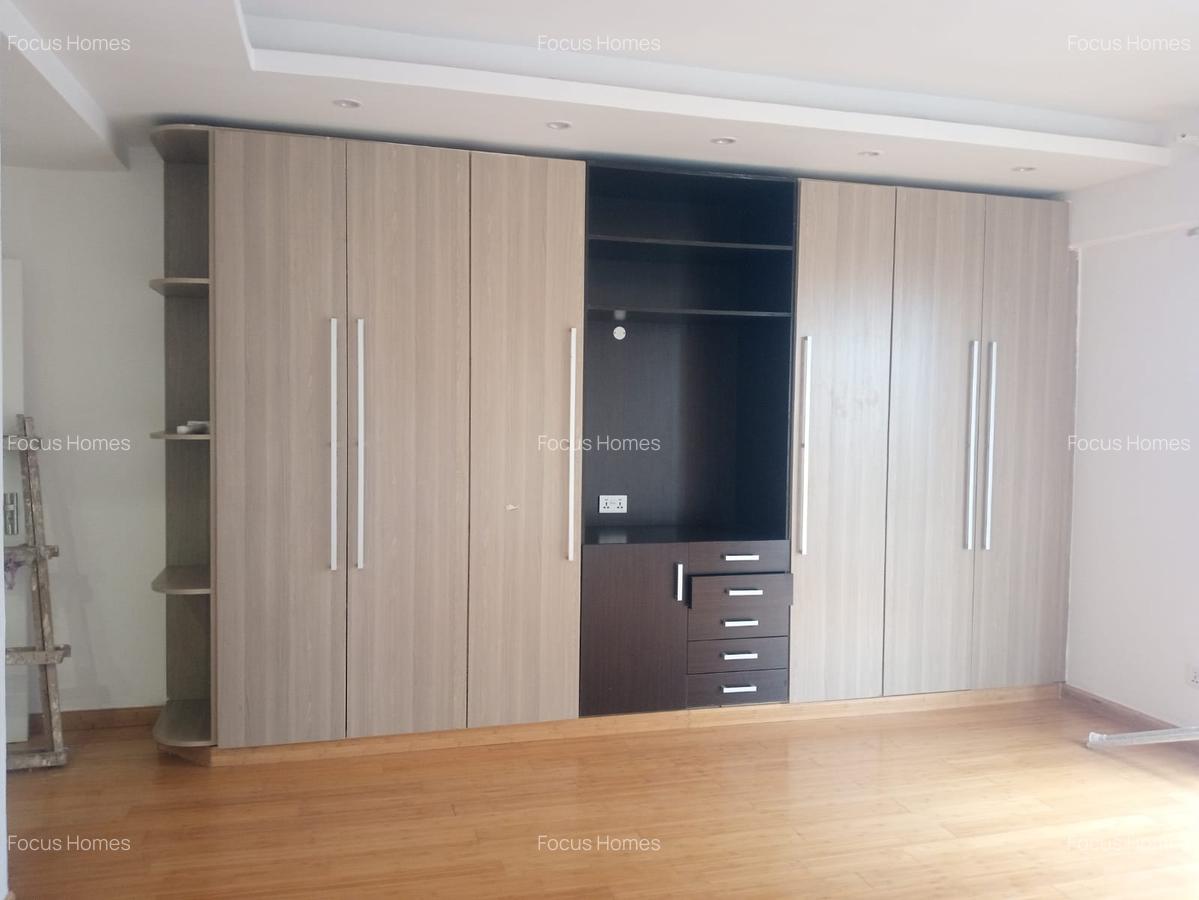 4 Bed Apartment with En Suite in Lavington - 16