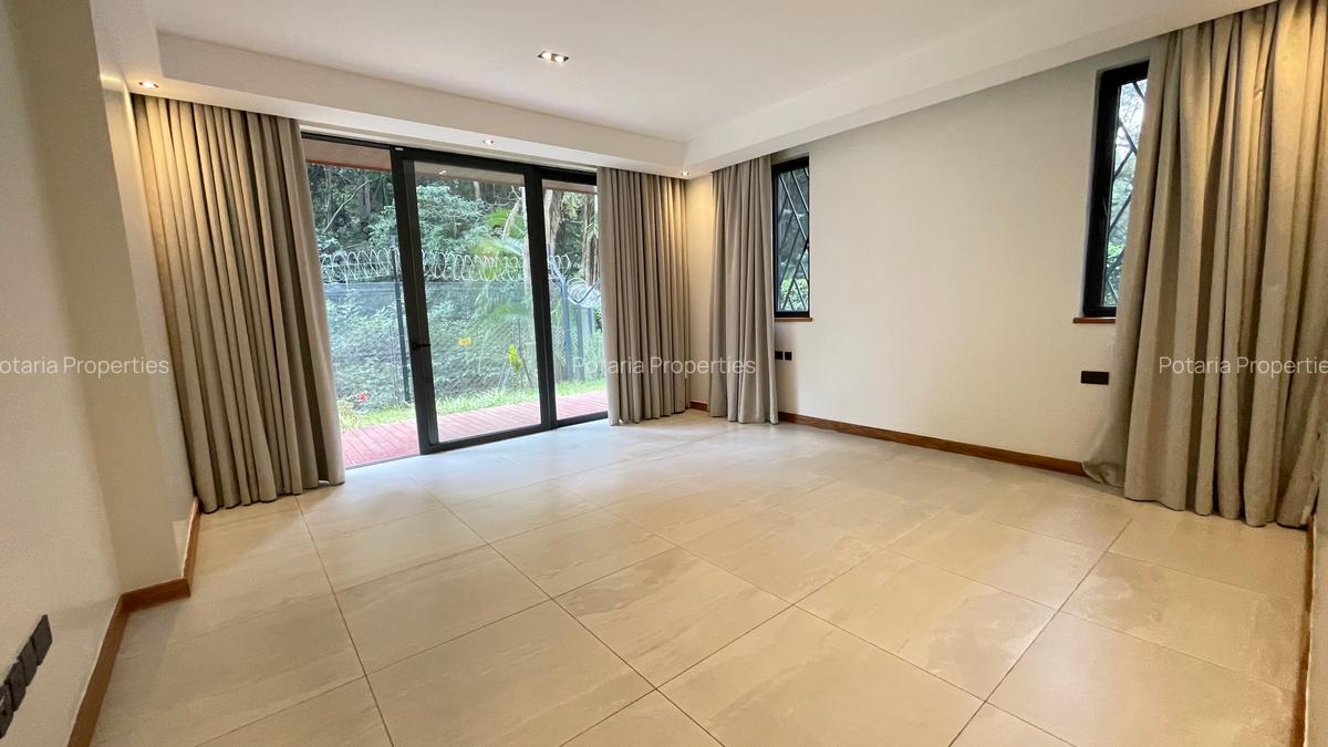 4 Bed Apartment with En Suite in Spring Valley - 5