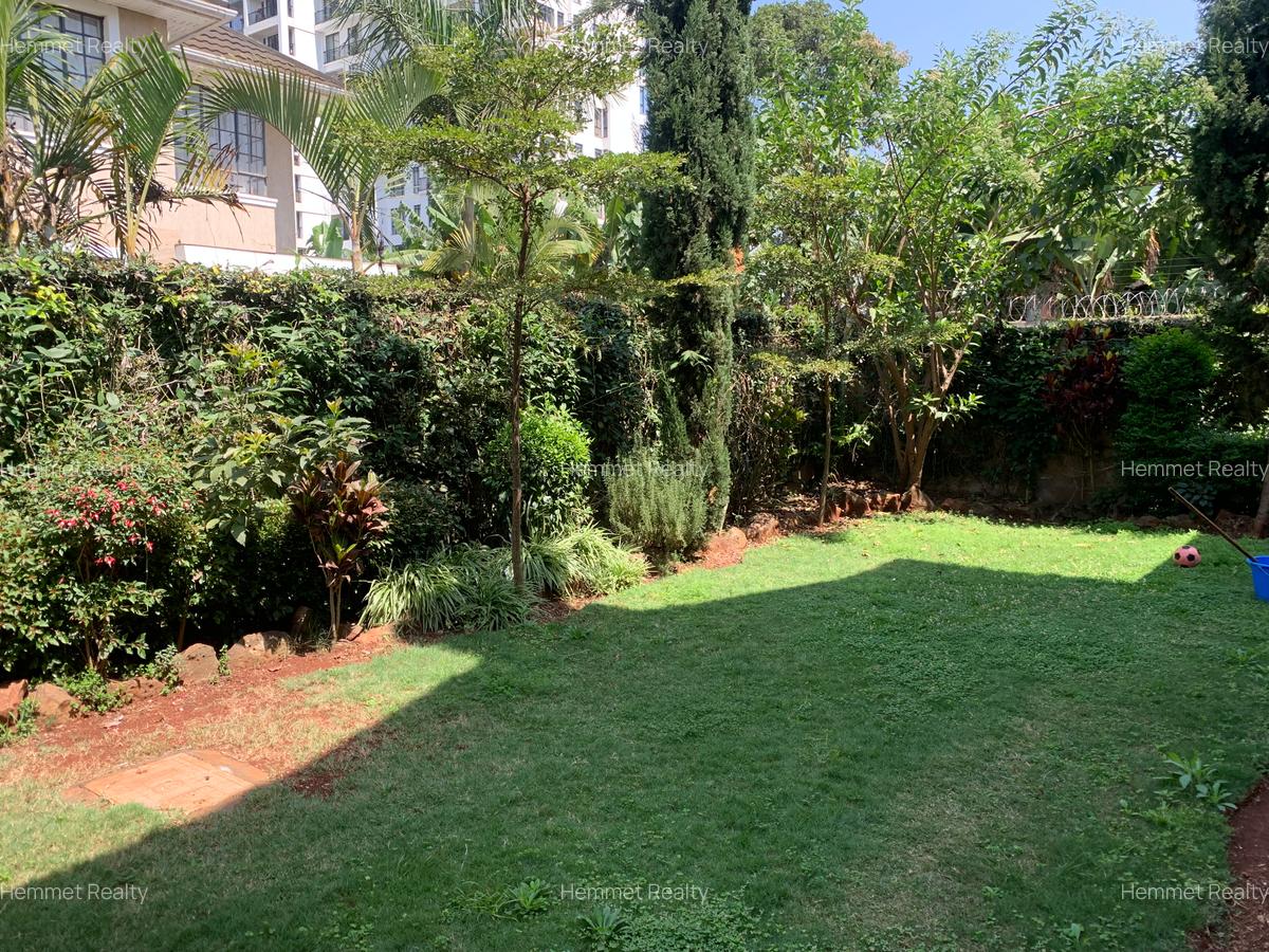 4 Bed Townhouse with En Suite in Kitisuru - 15