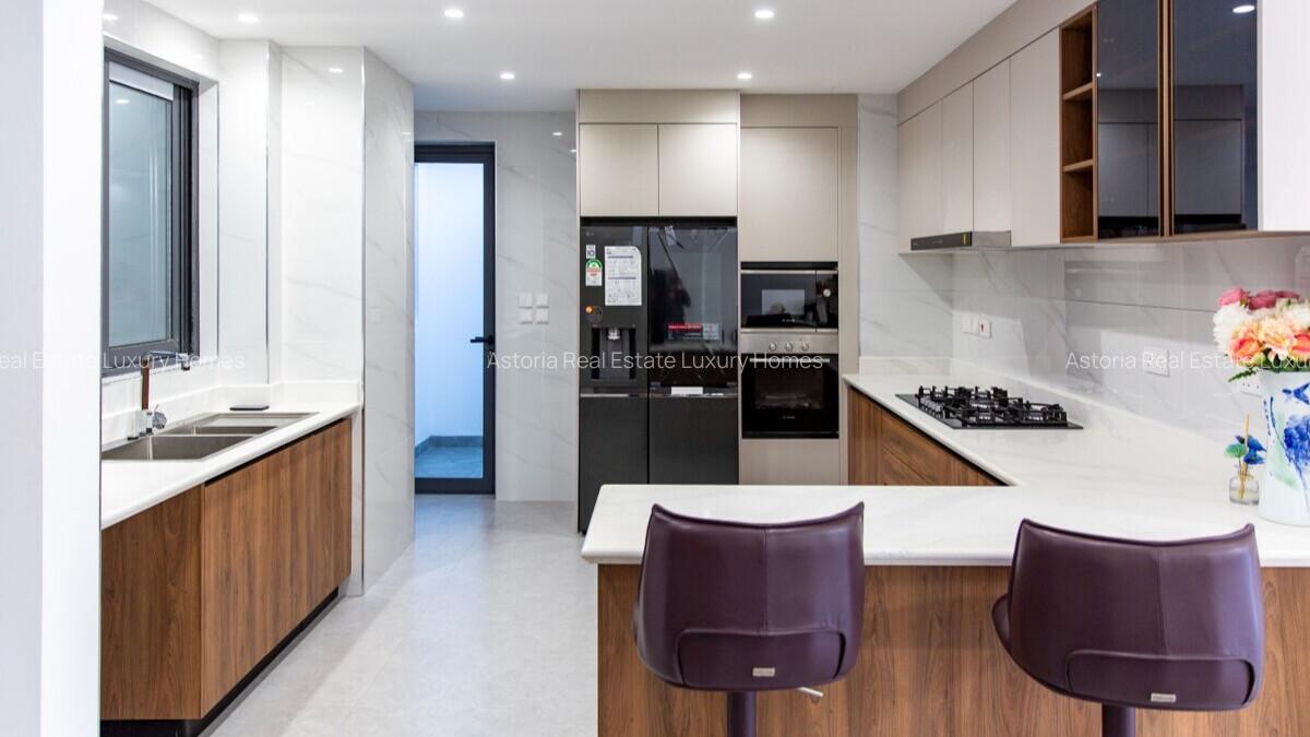 2 Bed Apartment with En Suite at 2026-401 - 3