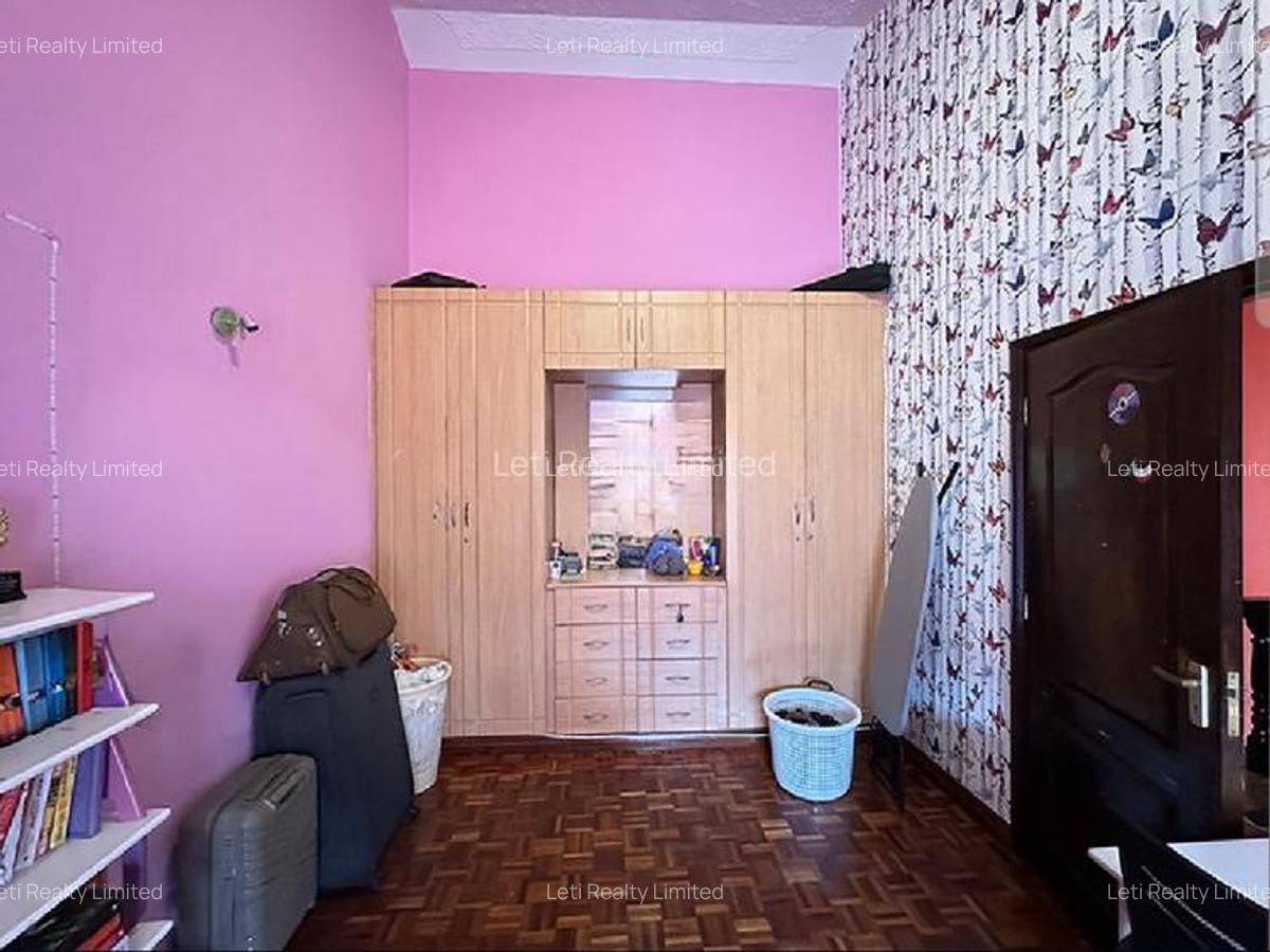 4 Bed Townhouse with En Suite in Lavington - 13