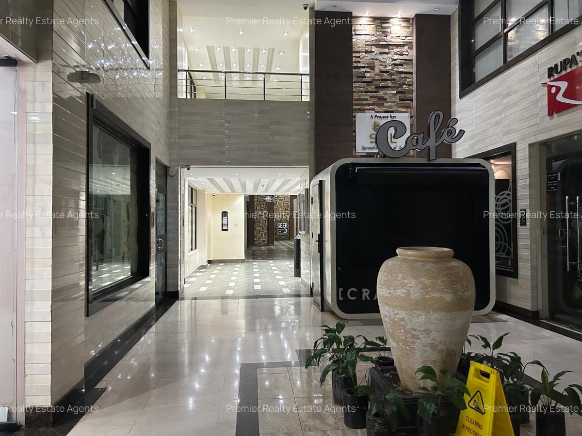 1,350 ft² Shop with Backup Generator at Karuna Road - 7