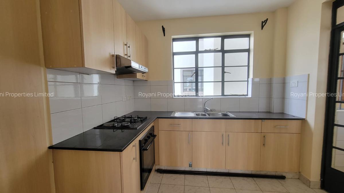 3 Bed Apartment with En Suite in Tatu City - 8