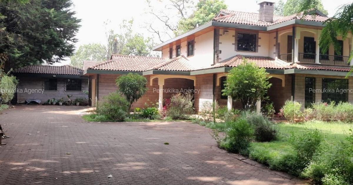 5 Bed Townhouse with En Suite in Nyari - 3
