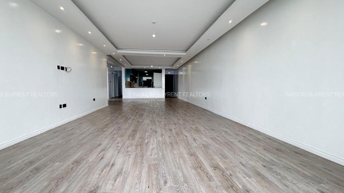 2 Bed Apartment with Lift in Parklands - 1