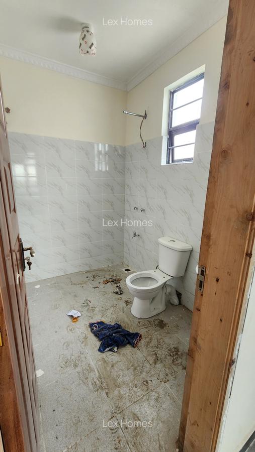 4 Bed House with En Suite at Forest Line Road - 10