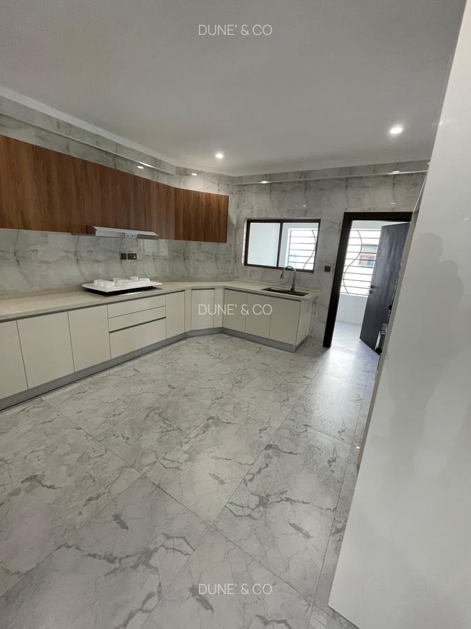 Serviced 3 Bed Apartment with En Suite in Kileleshwa - 9
