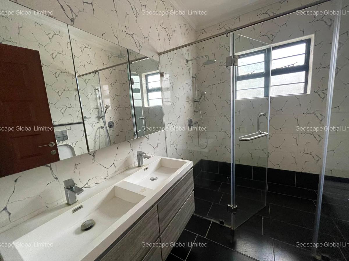 4 Bed House with En Suite in Kiambu Road - 11
