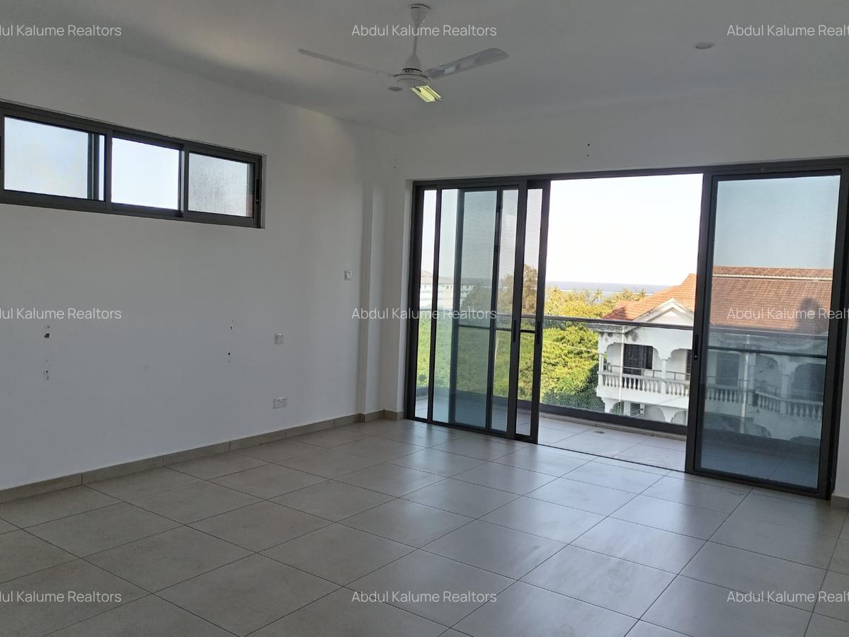 Serviced 3 Bed Apartment with En Suite at Shanzu - 11