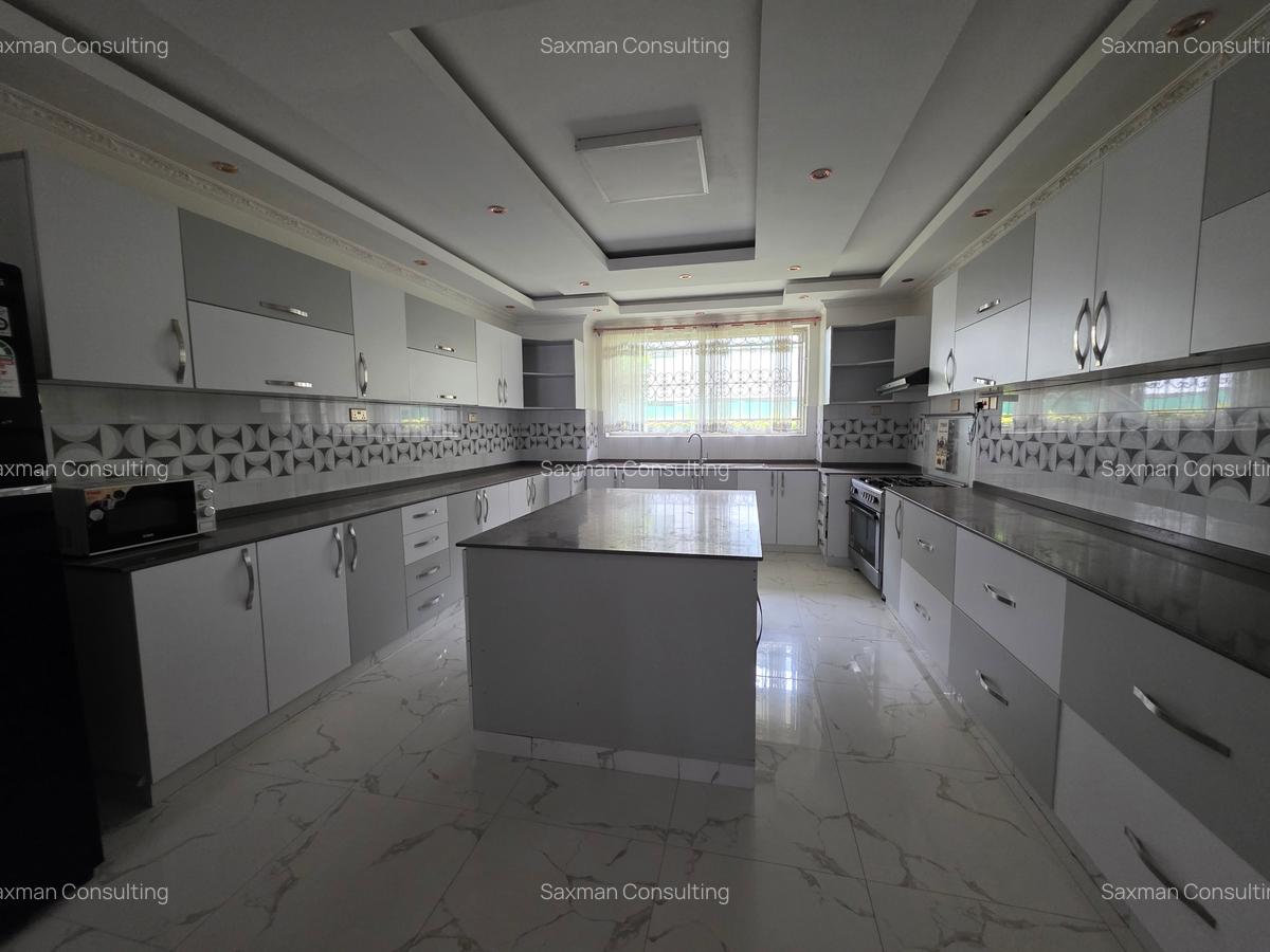 6 Bed House with En Suite in Karen - 17