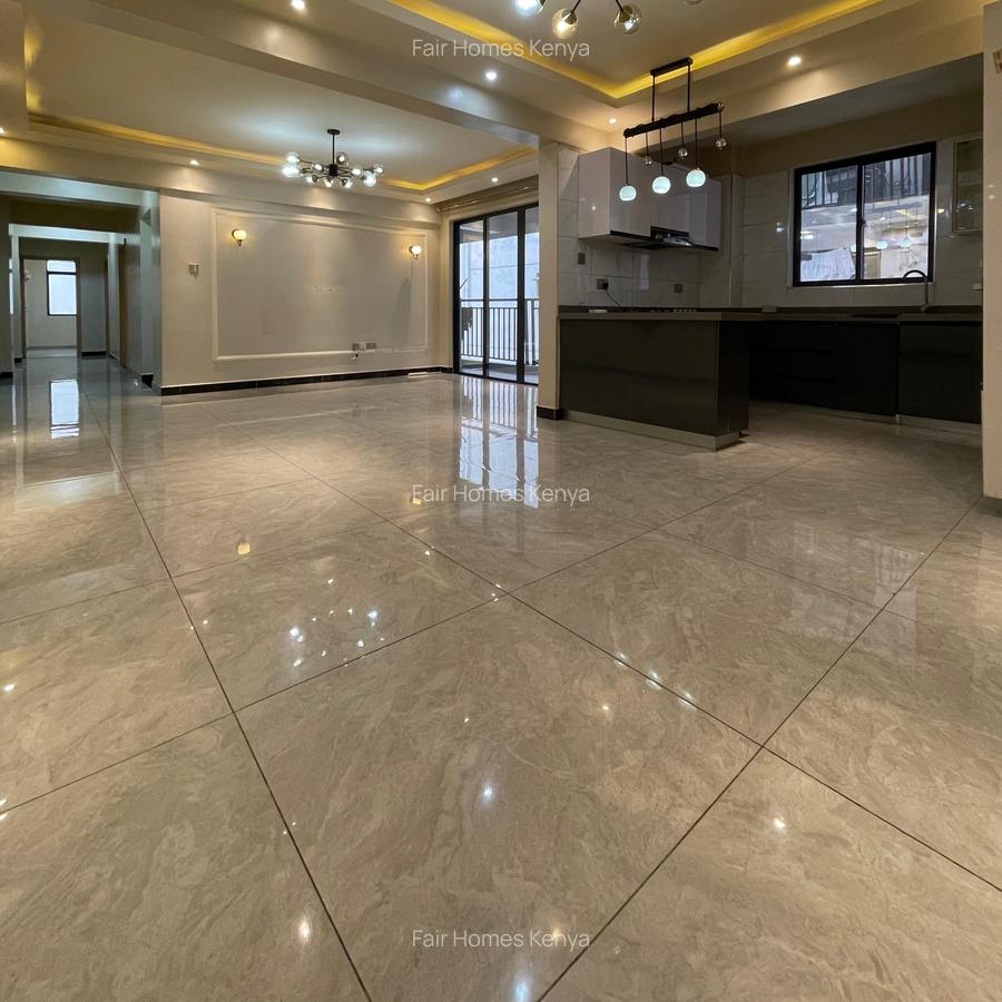 3 Bed Apartment with En Suite at Othaya Road - 4