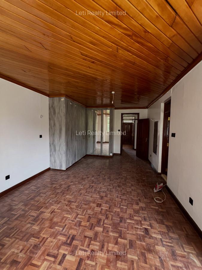 4 Bed Townhouse with En Suite in Lavington - 7