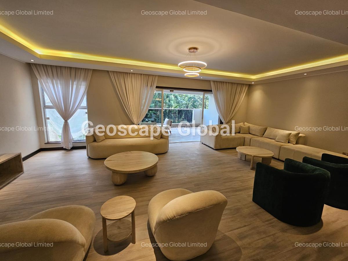 3 Bed Apartment with En Suite in Riverside - 9