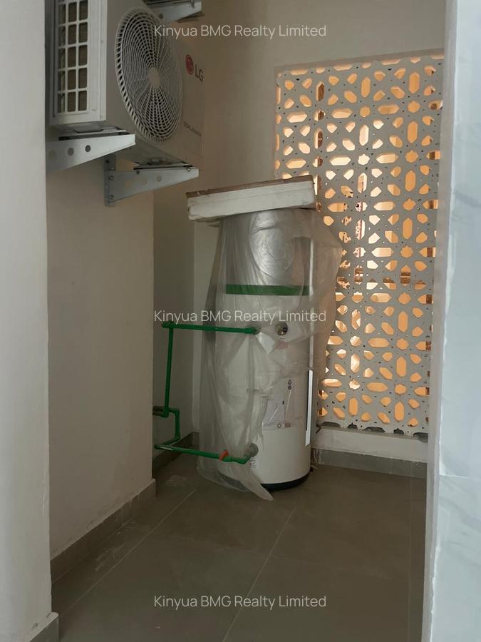 Serviced 2 Bed Apartment with En Suite in Nyali Area - 4