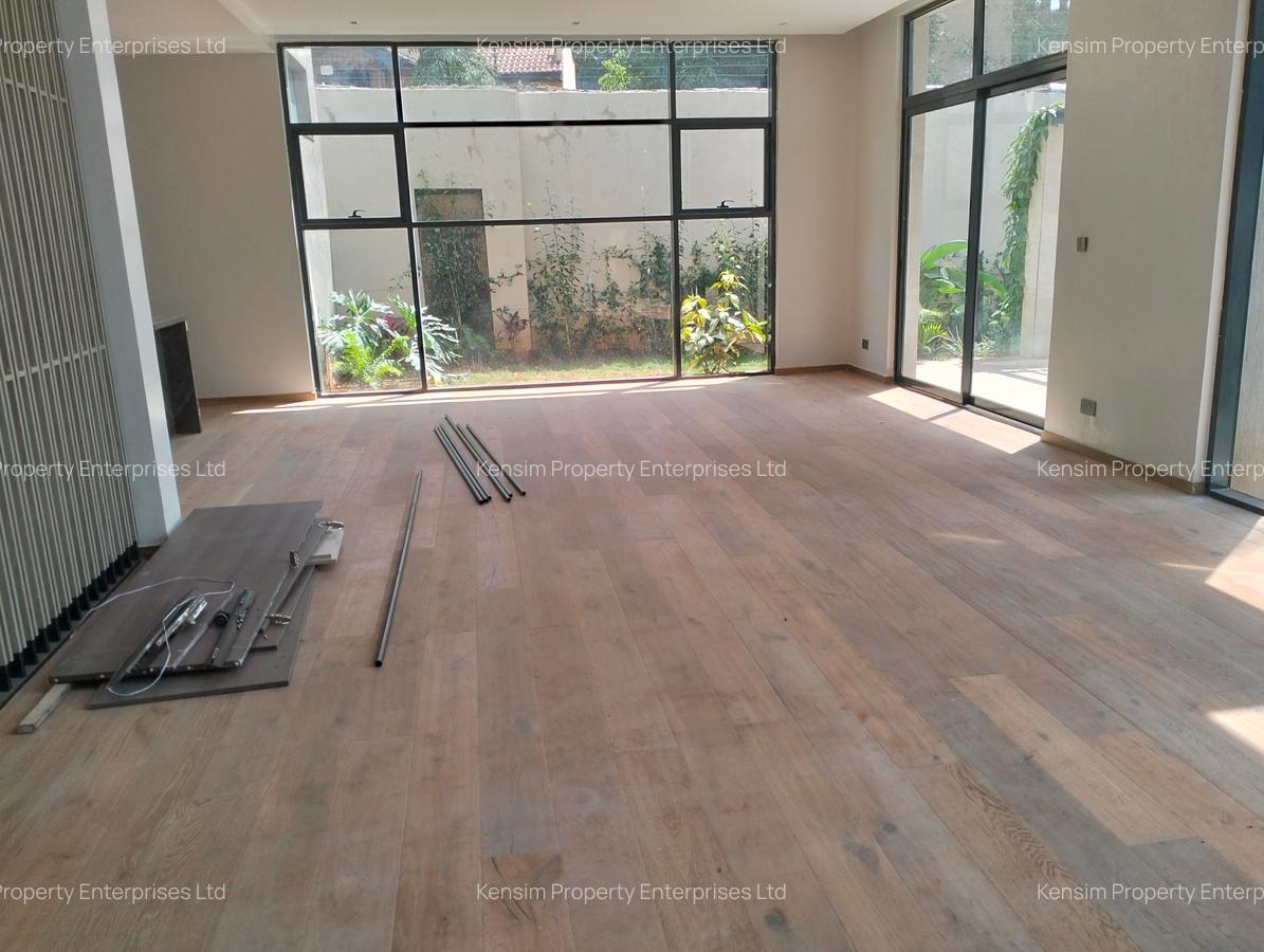 4 Bed Townhouse with En Suite in Runda - 14