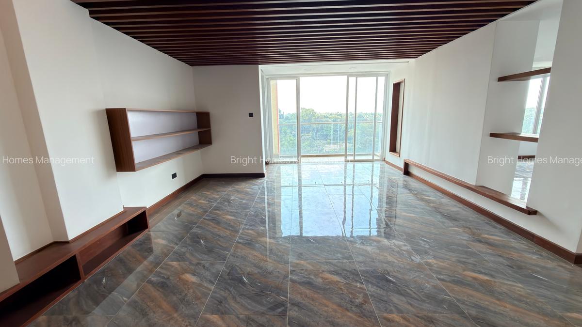 4 Bed Townhouse with En Suite in Westlands Area - 6