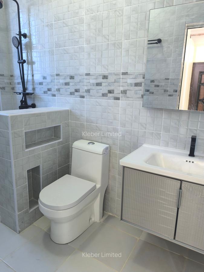 4 Bed House with En Suite in Kitengela - 17