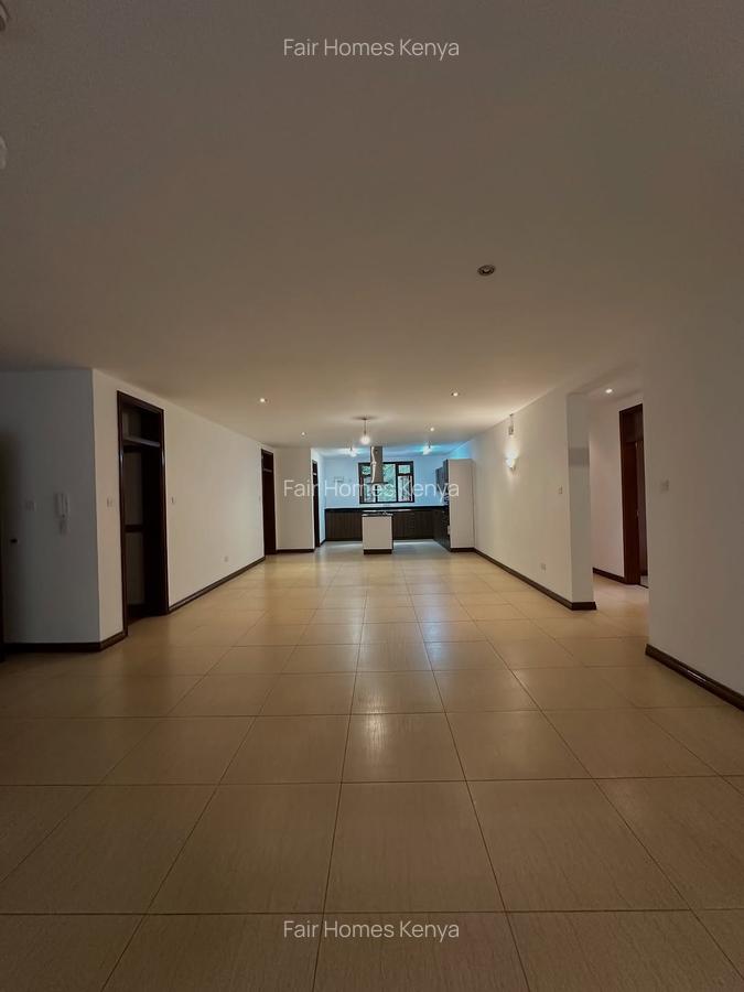 3 Bed Apartment with En Suite at Riverside Drive - 6