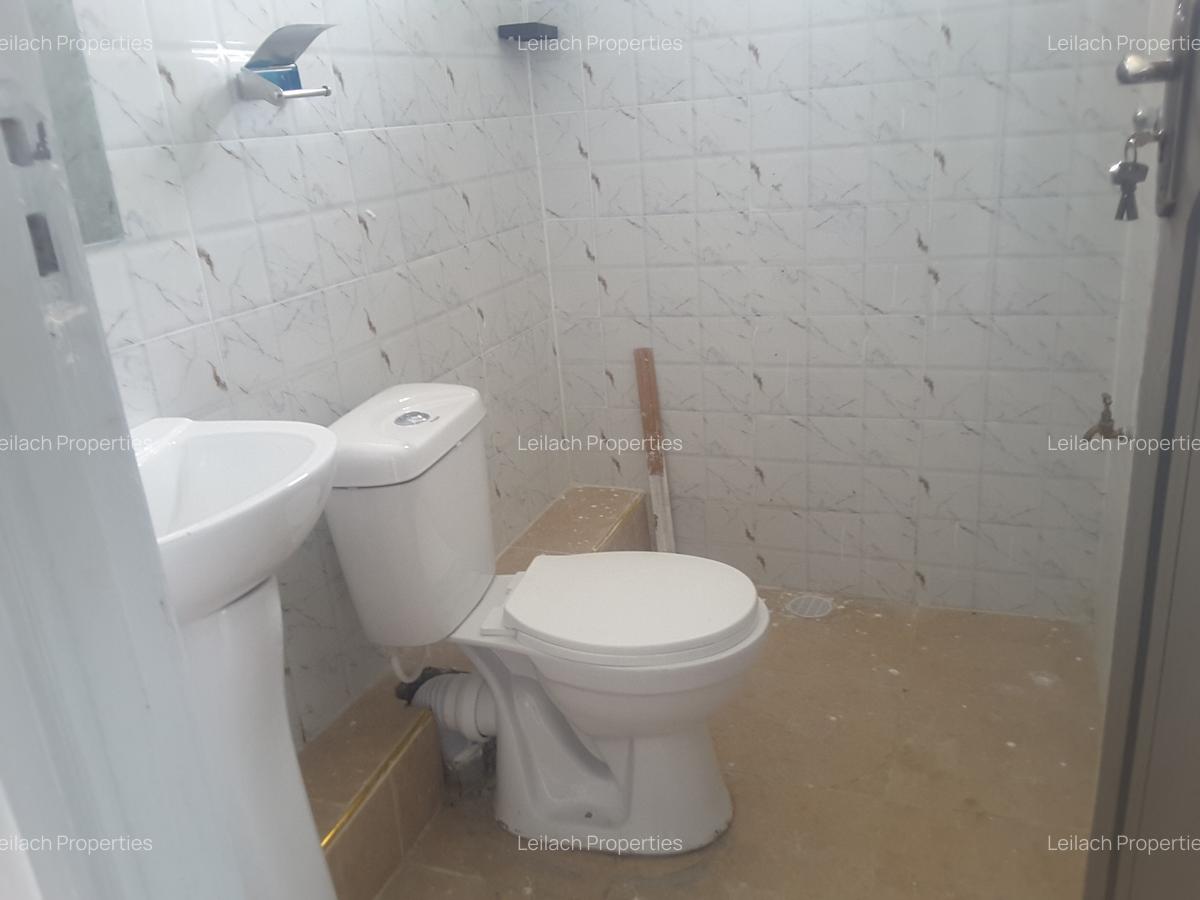 4 Bed House with En Suite in Ongata Rongai - 11