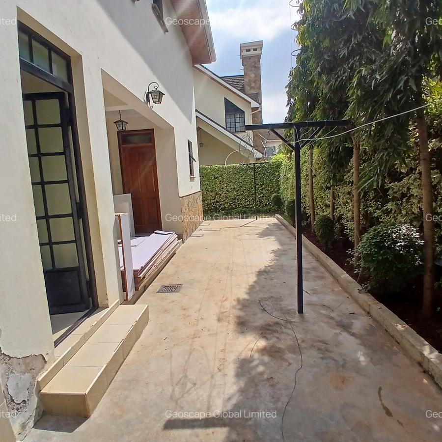 4 Bed Townhouse with En Suite in Kiambu Road - 9