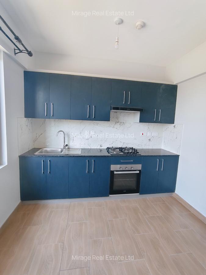 1 Bed Apartment with Swimming Pool in Garden Estate - 12