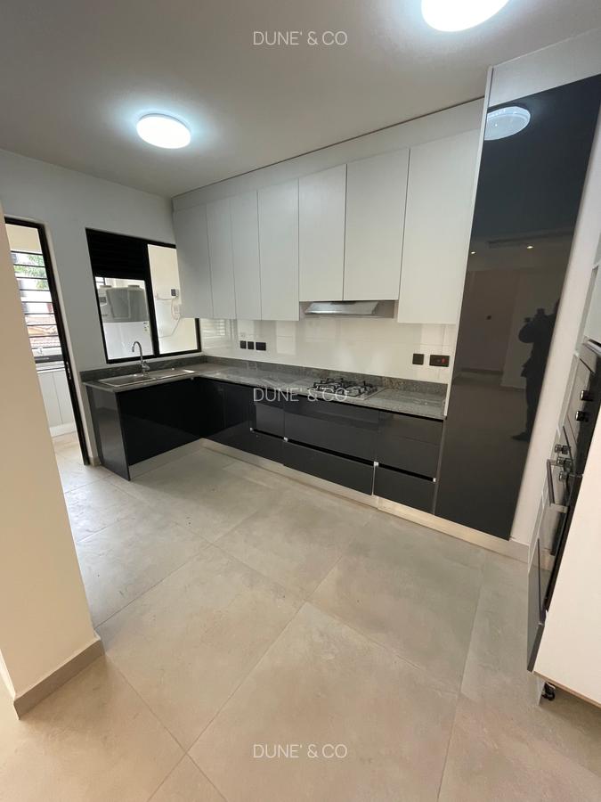 Serviced 2 Bed Apartment with En Suite in Westlands Area - 8
