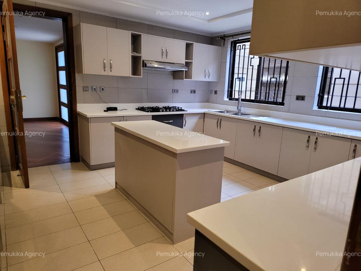 5 Bed Townhouse in Lavington - 11