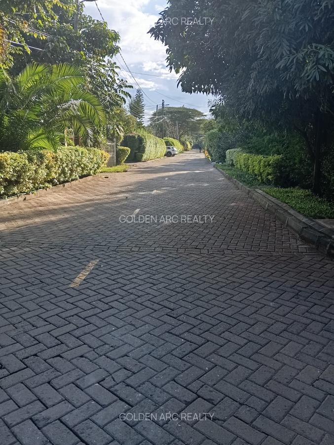 3 Bed Townhouse with En Suite in Karen - 17