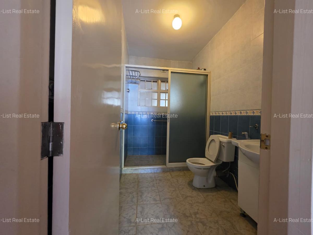 1 Bed Apartment with En Suite at Riverside Drive - 9