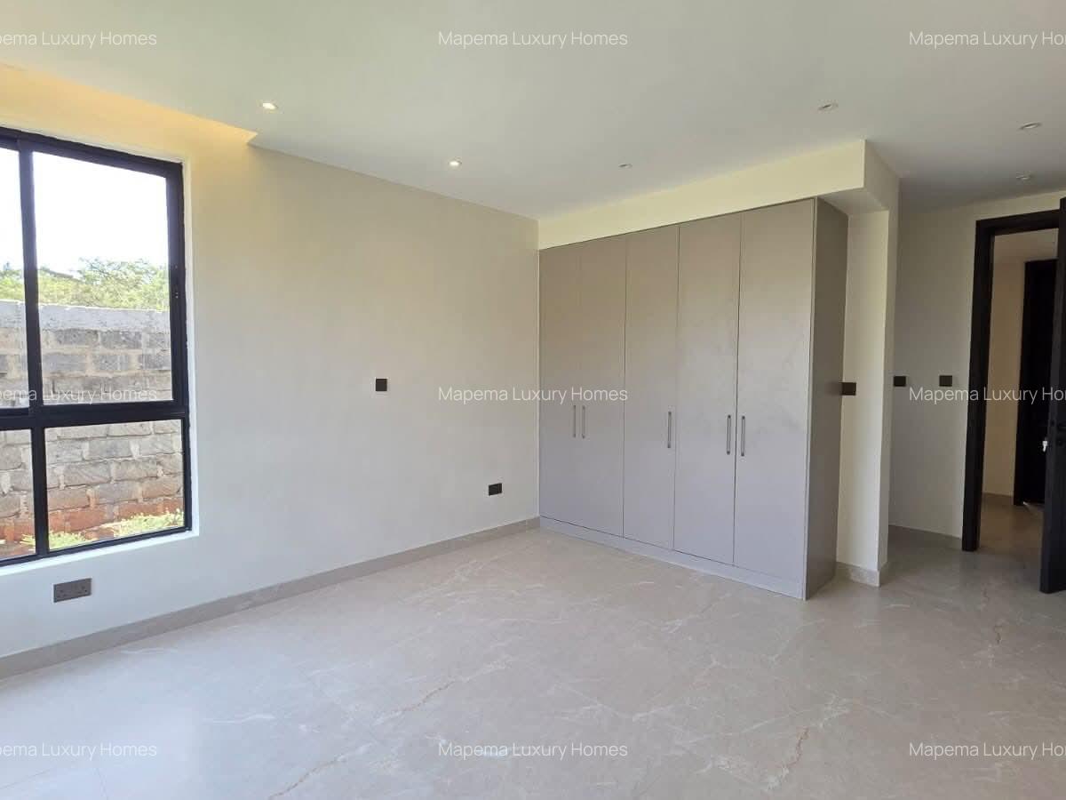 4 Bed Villa with En Suite at Bogani Road - 4