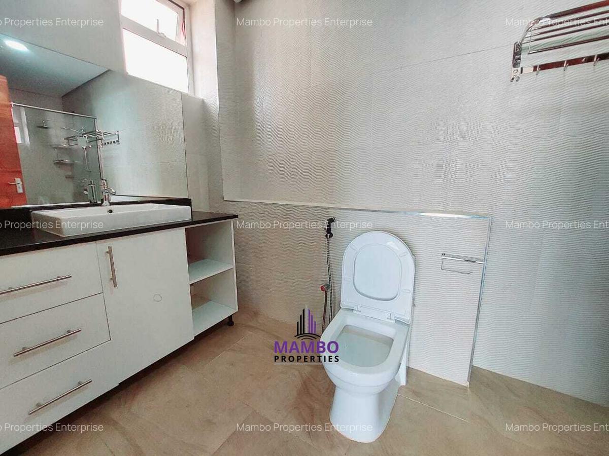 4 Bed Apartment with En Suite at General Mathenge - 19