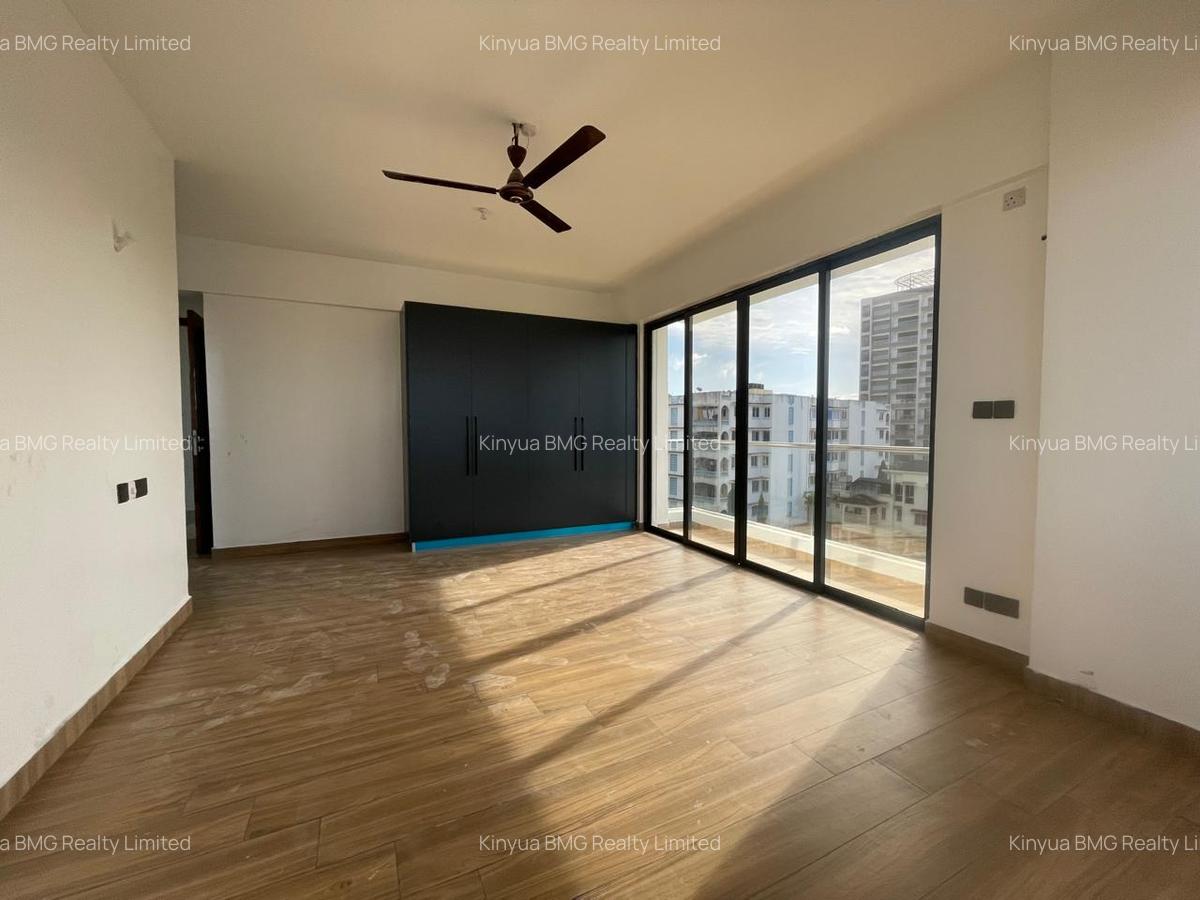 Serviced 4 Bed Apartment with En Suite in Nyali Area - 1