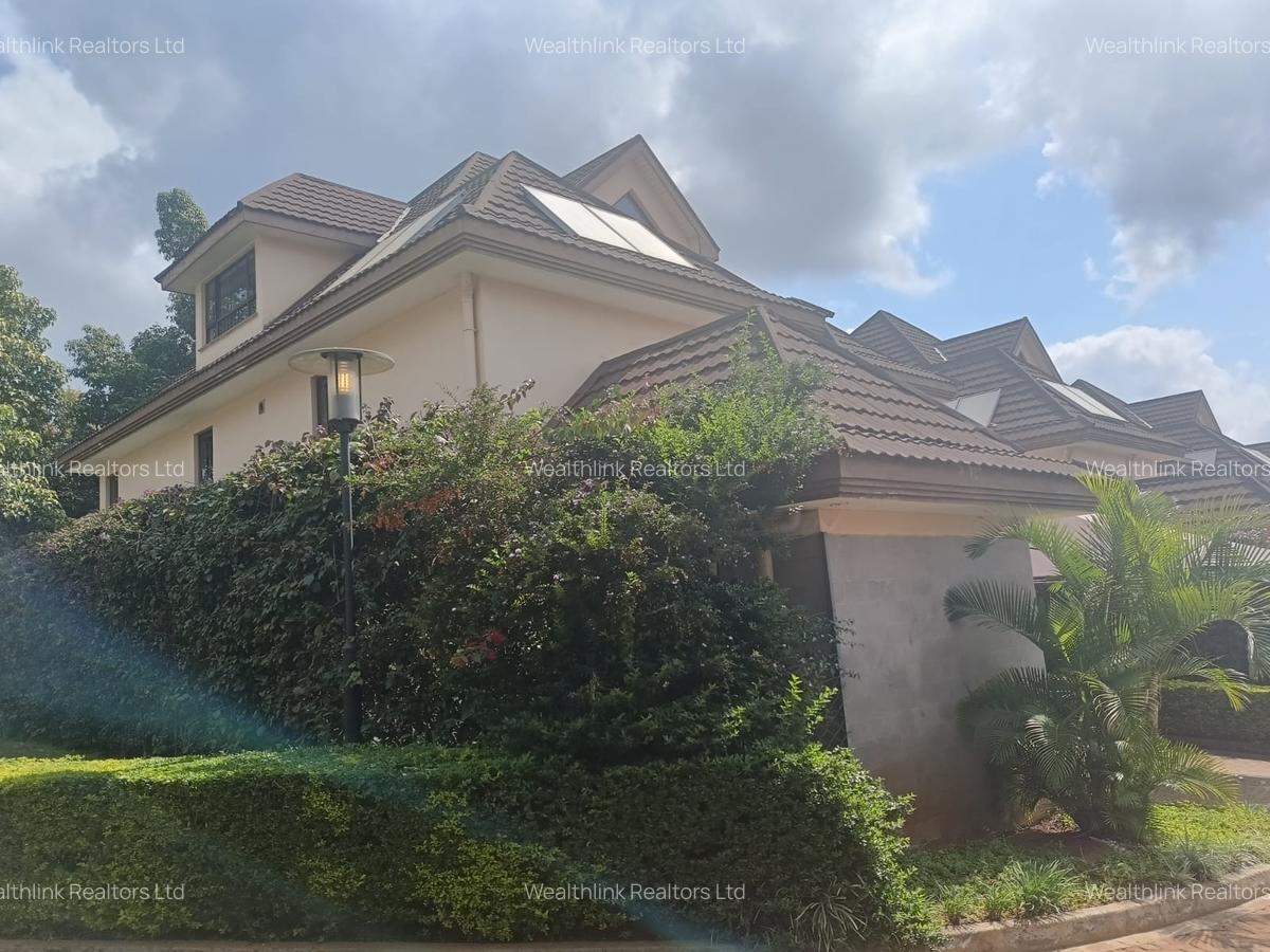 4 Bed Townhouse with En Suite at Runda - 1