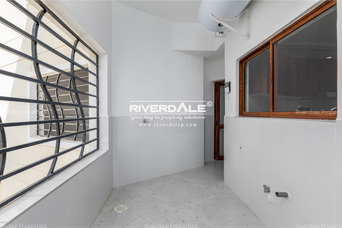 Furnished 3 Bed Apartment with En Suite in Kileleshwa - 4