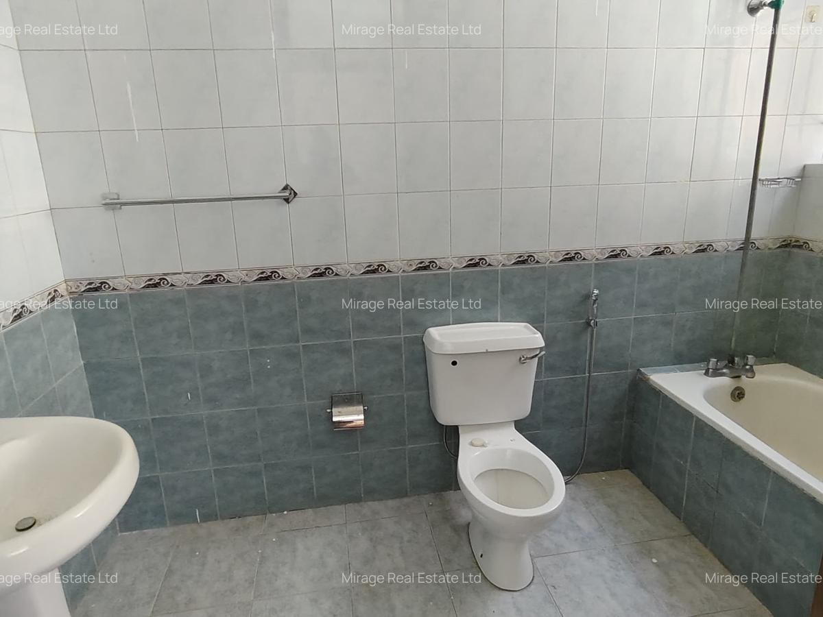 3 Bed Apartment with Swimming Pool in Kilimani - 7