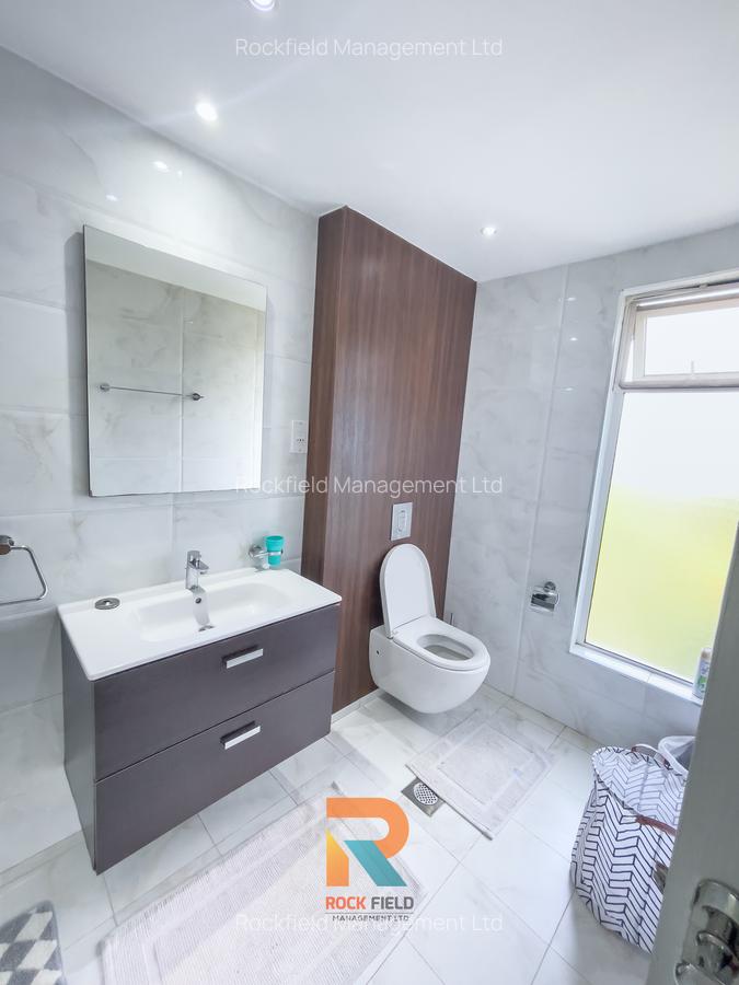 2 Bed Apartment with En Suite in Rhapta Road - 11