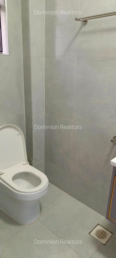 2 Bed Apartment with En Suite at Riverside Drive - 8