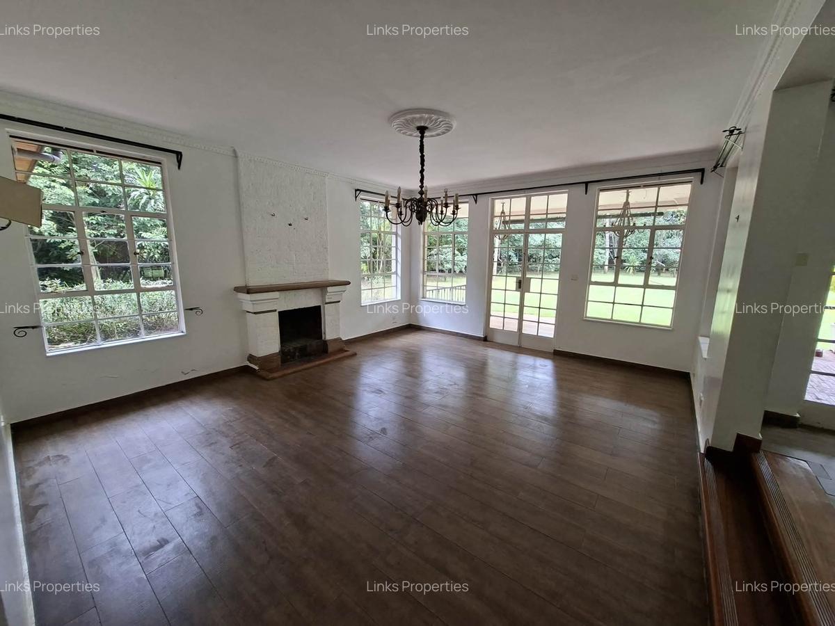 5 Bed Townhouse with En Suite at Karen - 5