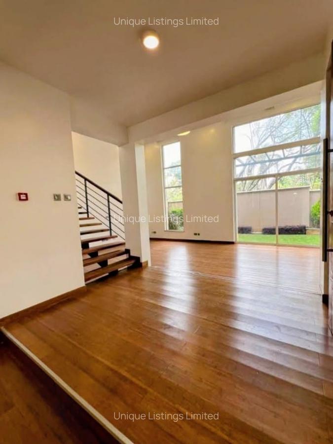 4 Bed Townhouse with En Suite in Lavington - 5