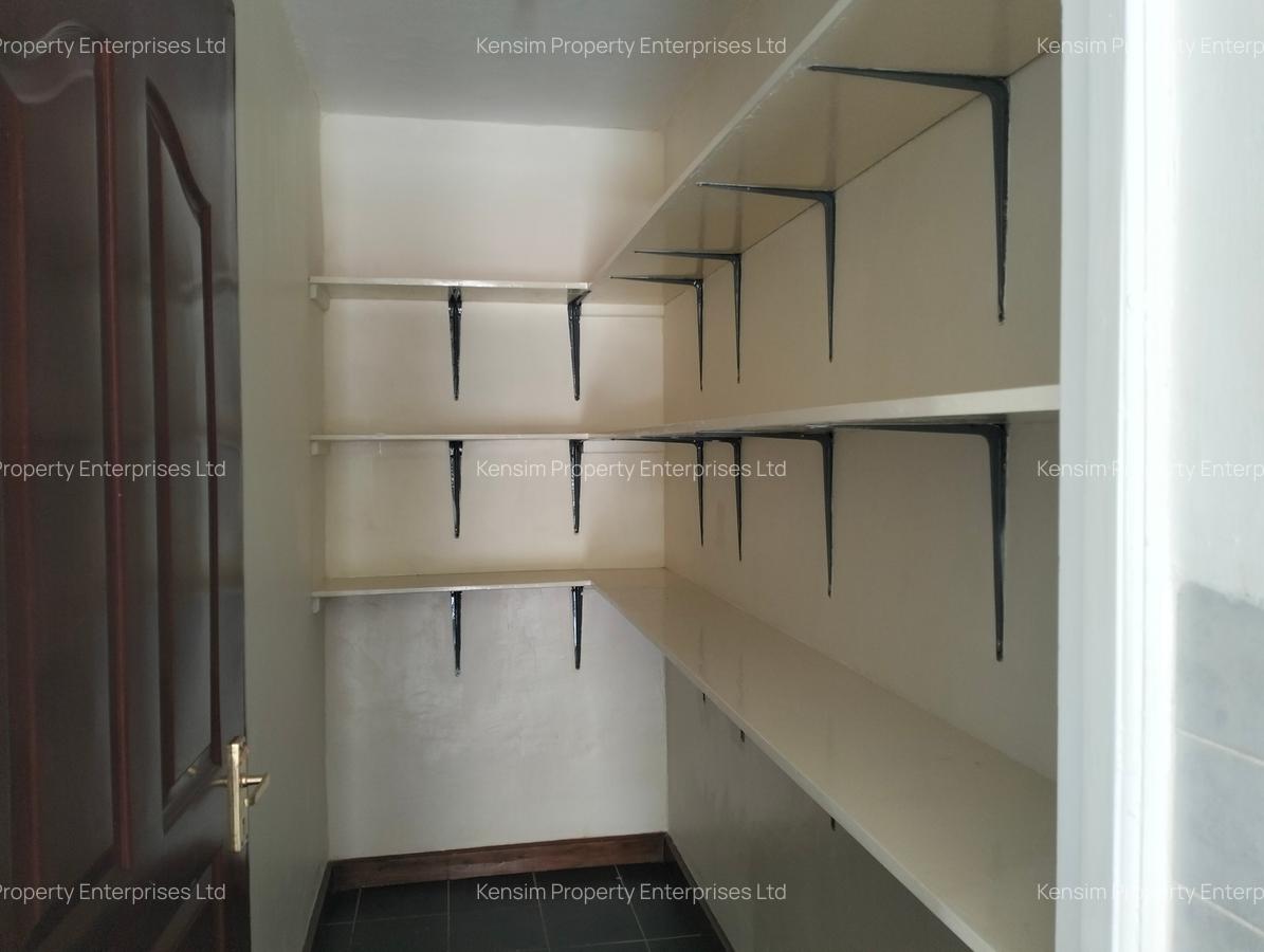 5 Bed Townhouse with En Suite in Kitisuru - 4