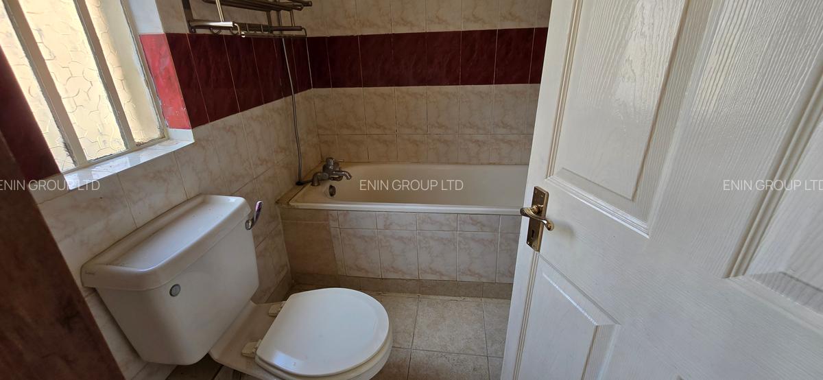 3 Bed Apartment with En Suite in Lavington - 11